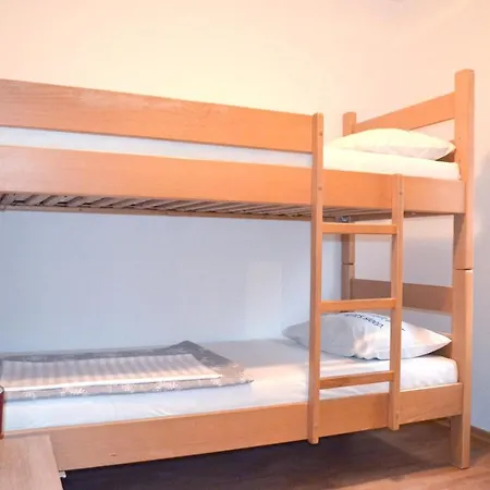 Krajacic Apartment Malinska